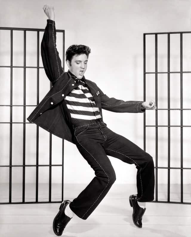 Elvis Presley singing and dancing live performance