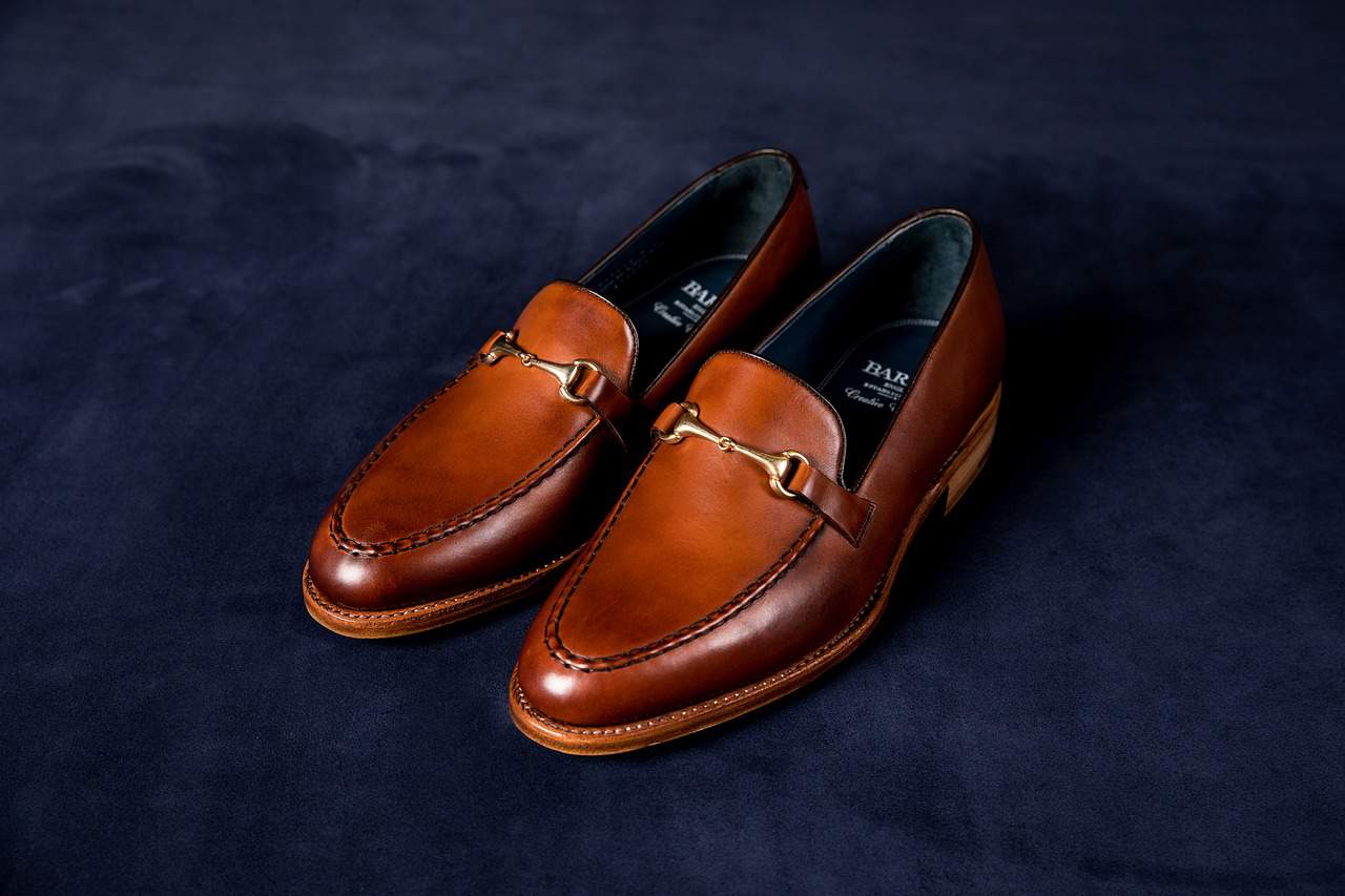 stand taller loafers for men