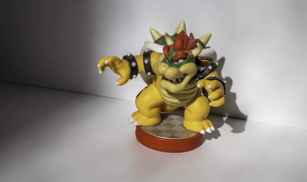 how tall is bowser